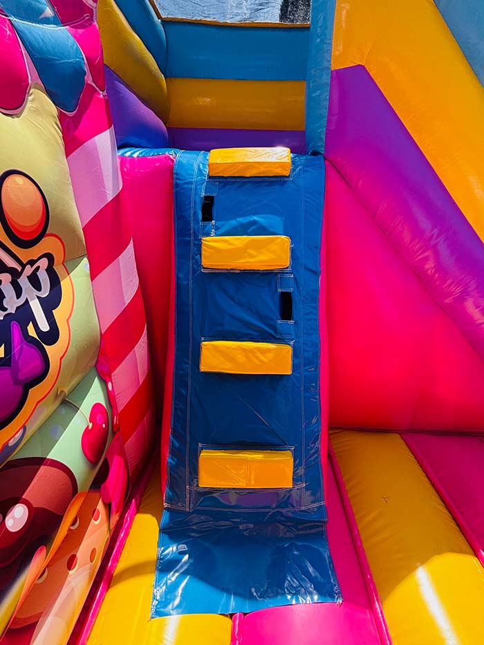 Location Château gonflable Candy avec toboggan – Image 4